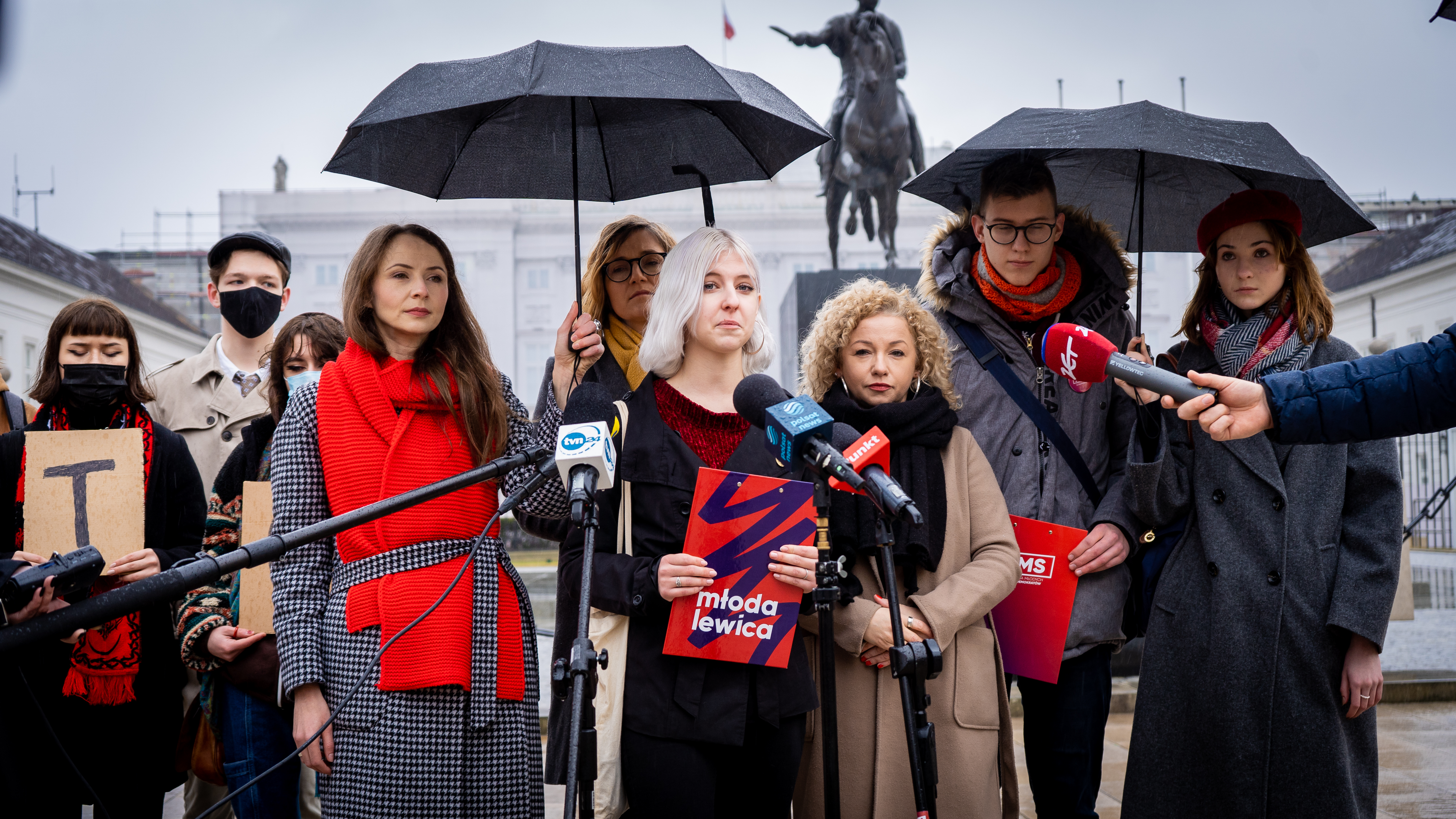 mediakrysiakgmailcom-2400_51872239722_o